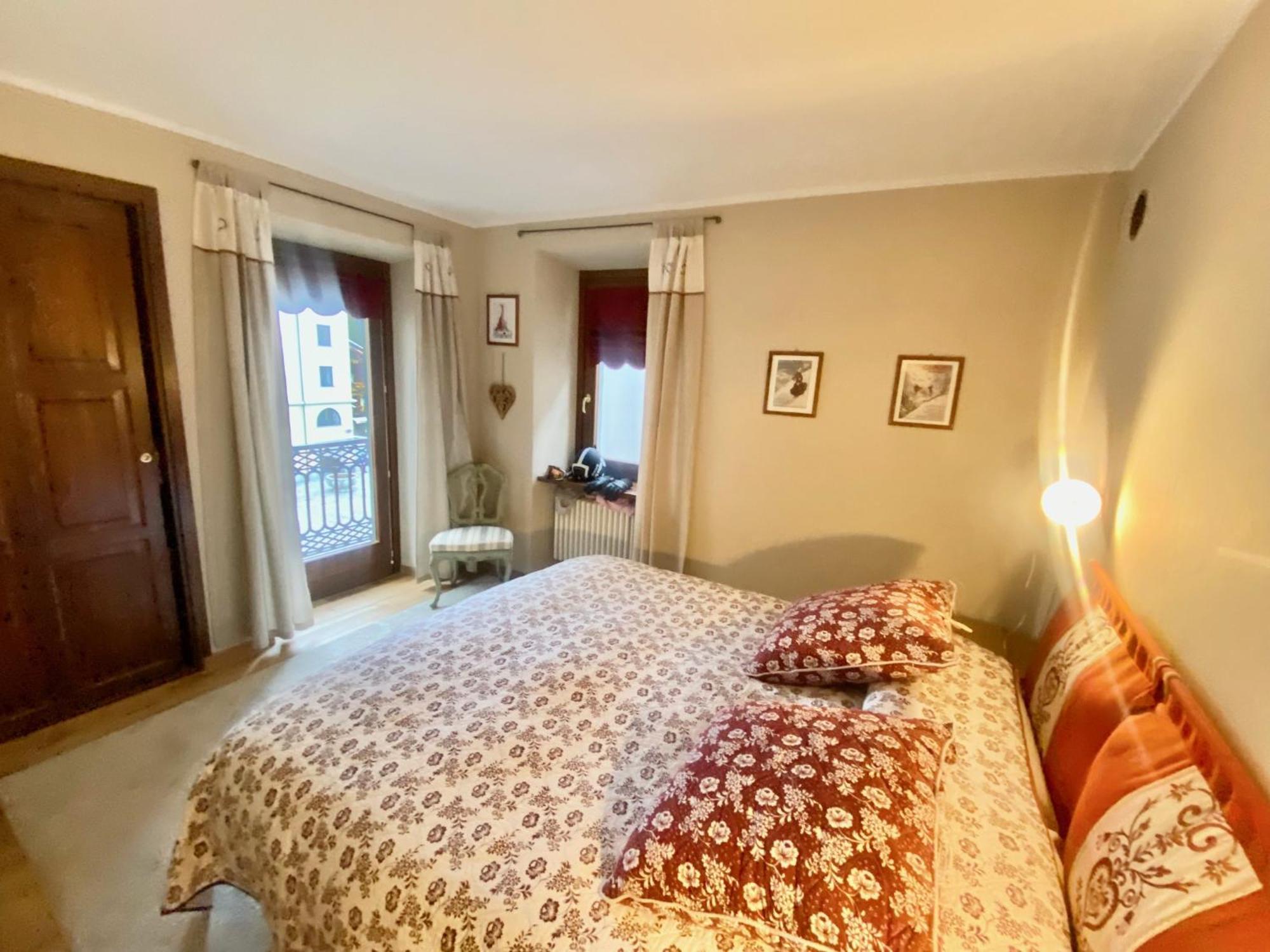 Maison Lalla Pré-Saint-Didier Екстериор снимка
